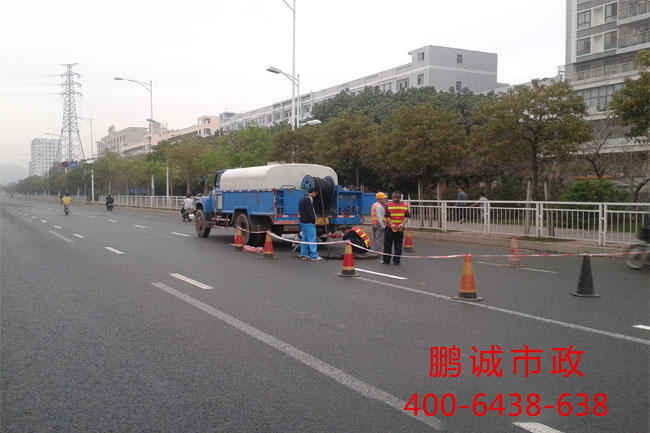 深圳宝安大道市政管道清淤工程